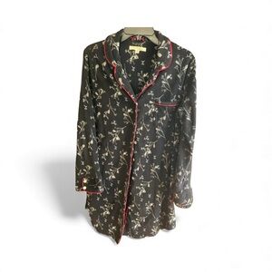Company Ellen Tracy black/gray/red piping button down plush sleep shirt Sz L